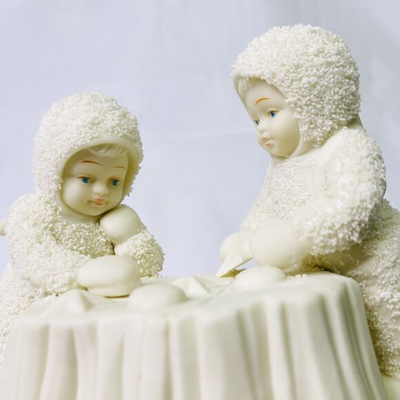 Department 56 Snowbabies "Stars In-A-Row Tic-Tac-Toe" Figurine Statue Retired - Picture 3 of 13